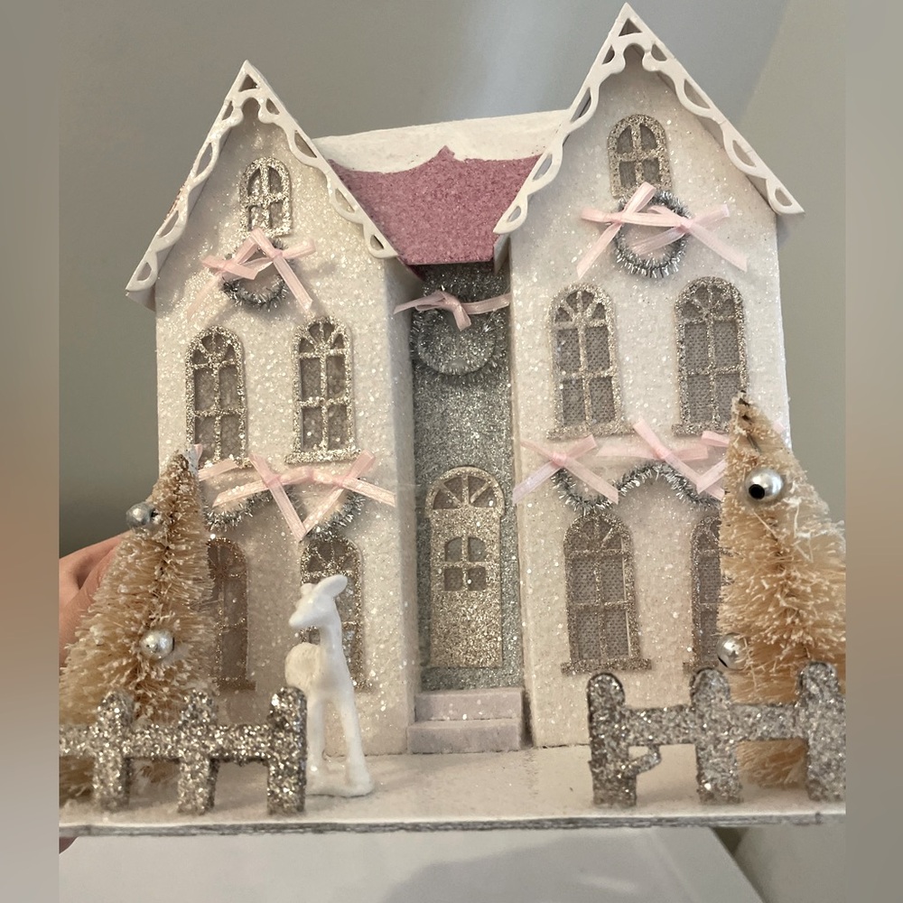 Cupcakes and Cashmere gingerbread house
